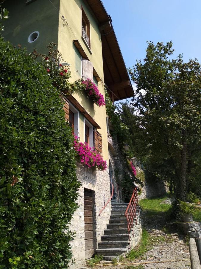Casa Caravino Lejlighed Varenna Eksteriør billede